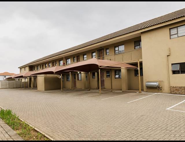 2 BEDROOM APARTMENT FOR SALE IN VANDERBIJLPARK SE 6
